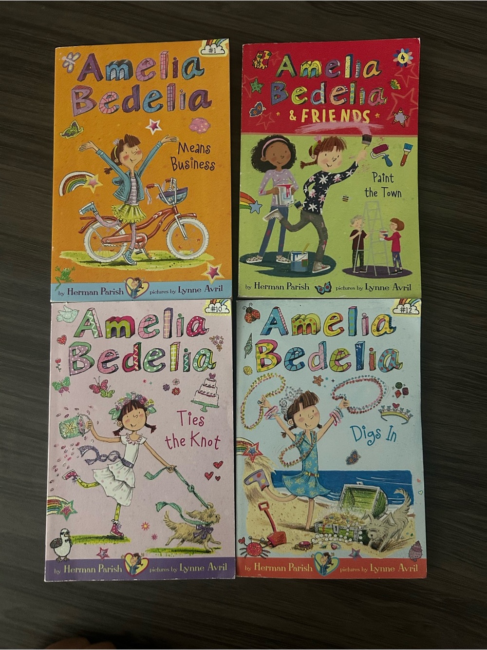 Amelia Bedelia Book Set